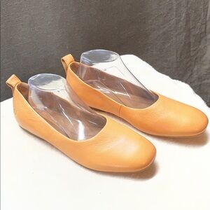 Born Women's Tan Leather Loafers